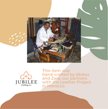 Load image into Gallery viewer, Leather Tablet Sleeve with Folder