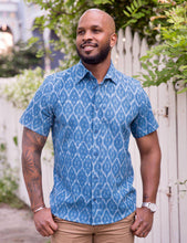 Load image into Gallery viewer, Cobalt Blue Button Down Shirt
