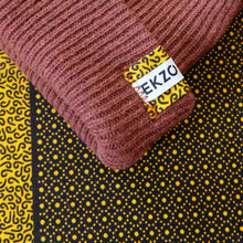 Load image into Gallery viewer, Beanie Maroon
