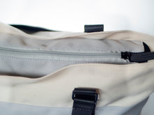 Load image into Gallery viewer, Everyone&#39;s SUS Tote Bag - 15L
